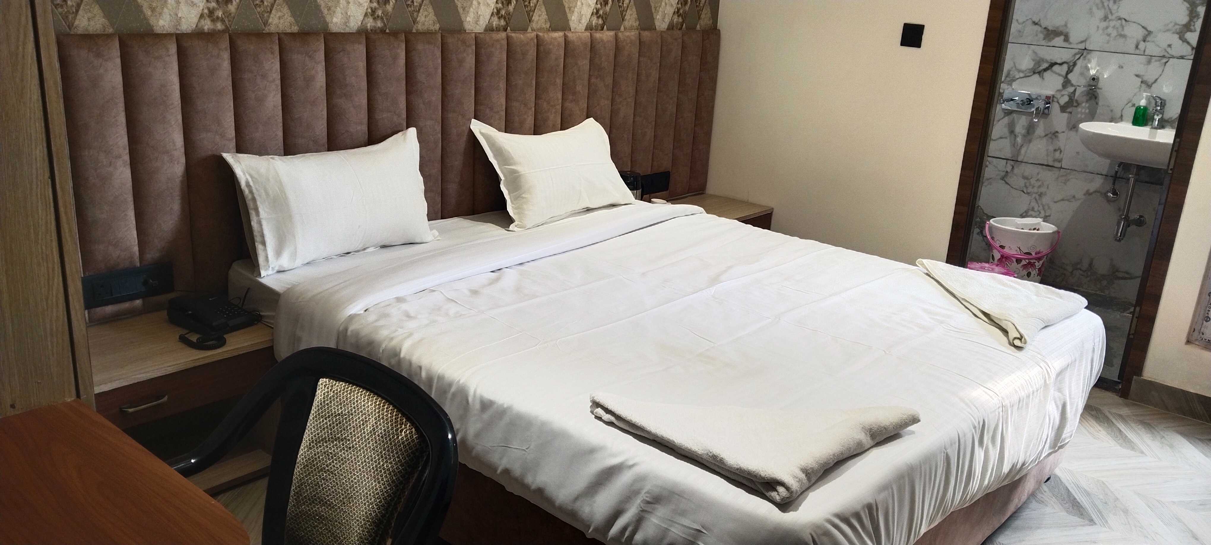 Hotel O Mithila shiv palace