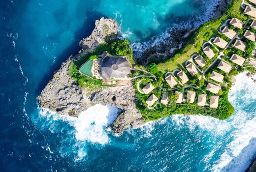 Arna Suites and Ocean Lounge