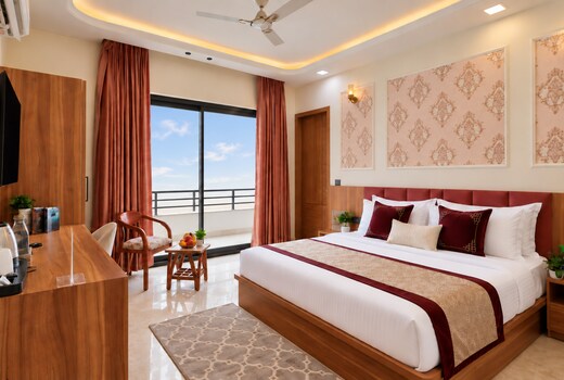 Qotel Signature - Golf Course Road