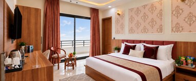 Qotel Signature - Golf Course Road