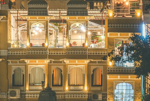 Hotel Mandiram Palace