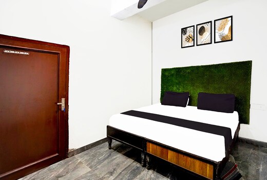 Hotel O Town T