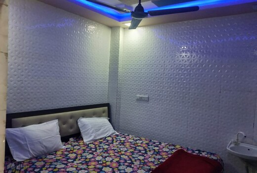 MGH Hotel Mahaveer