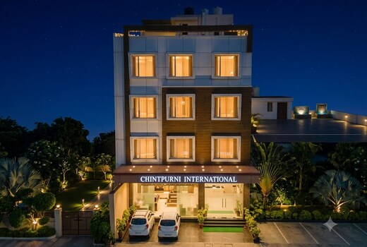 Hotel Chintpurni International (2 mins Drive to Railway Station)