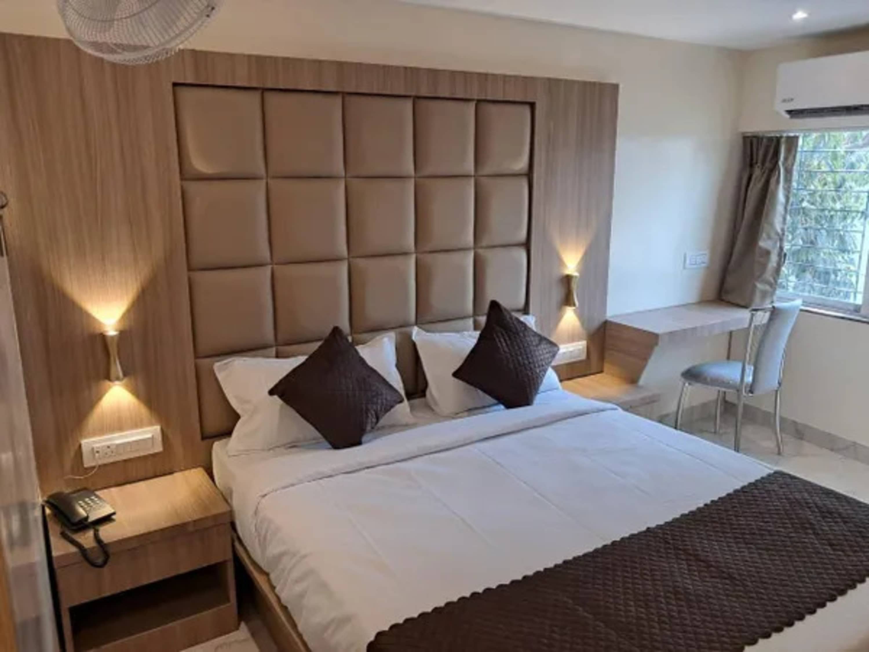 FabHotel Sahara Inn
