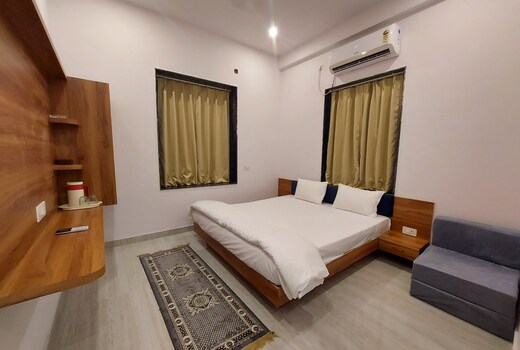 Trinetra Residency 1 Room