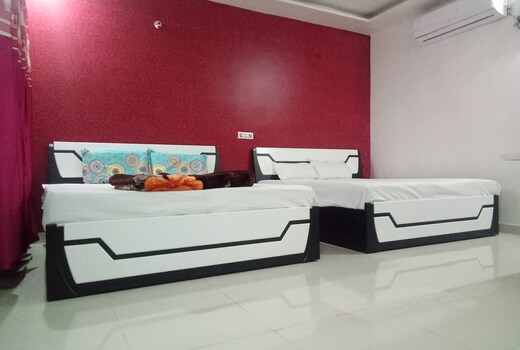 Hotel Red Chilli
