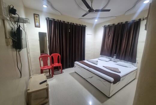 Godavari Lodge