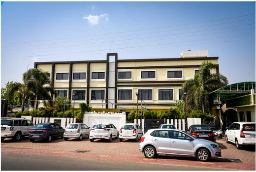 Hotel kesar residency
