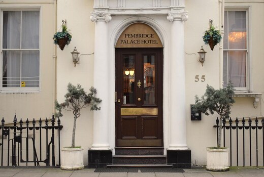 Pembridge Palace Hotel