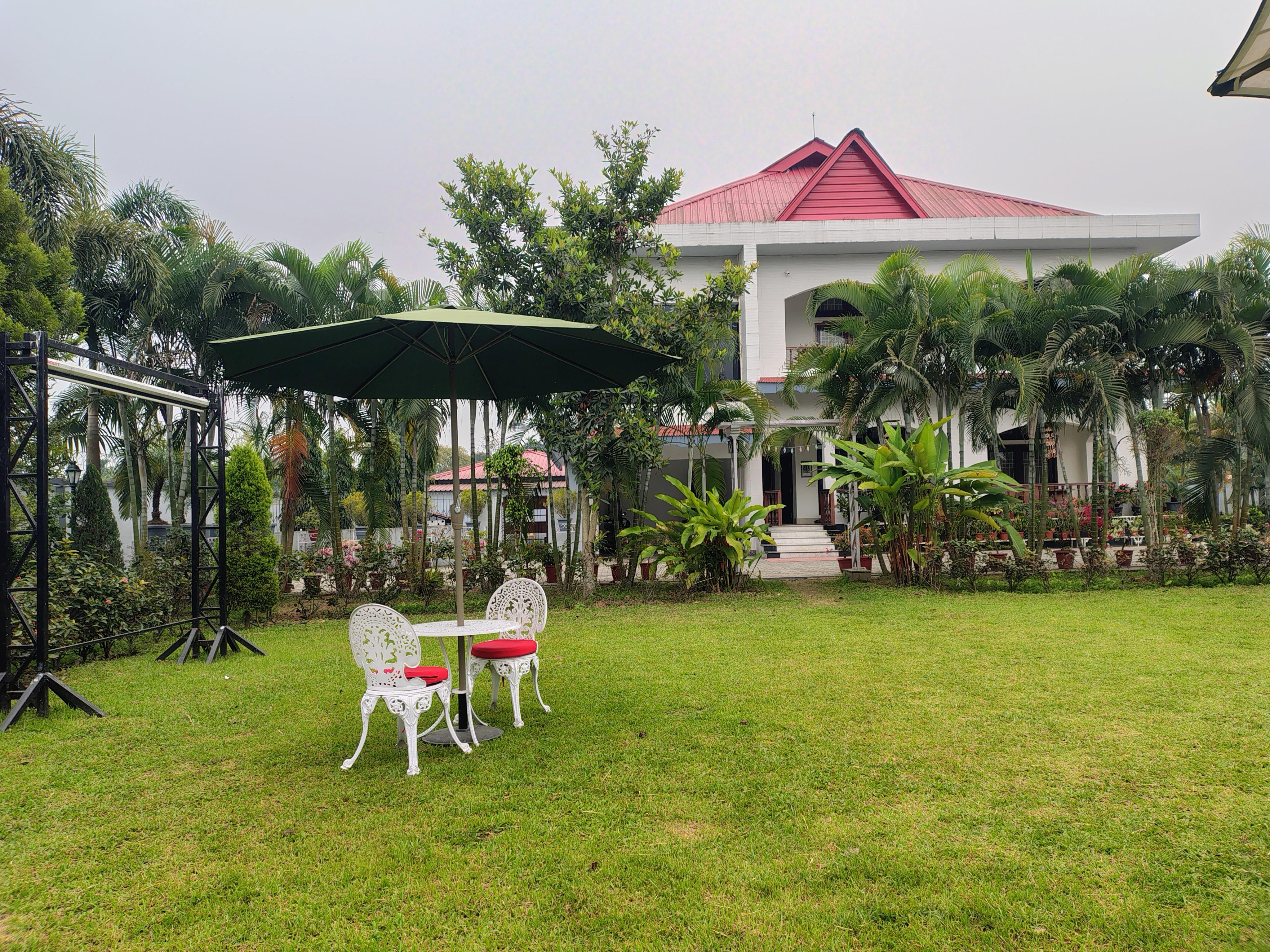 Chet's Residency