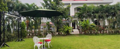 Chet's Residency