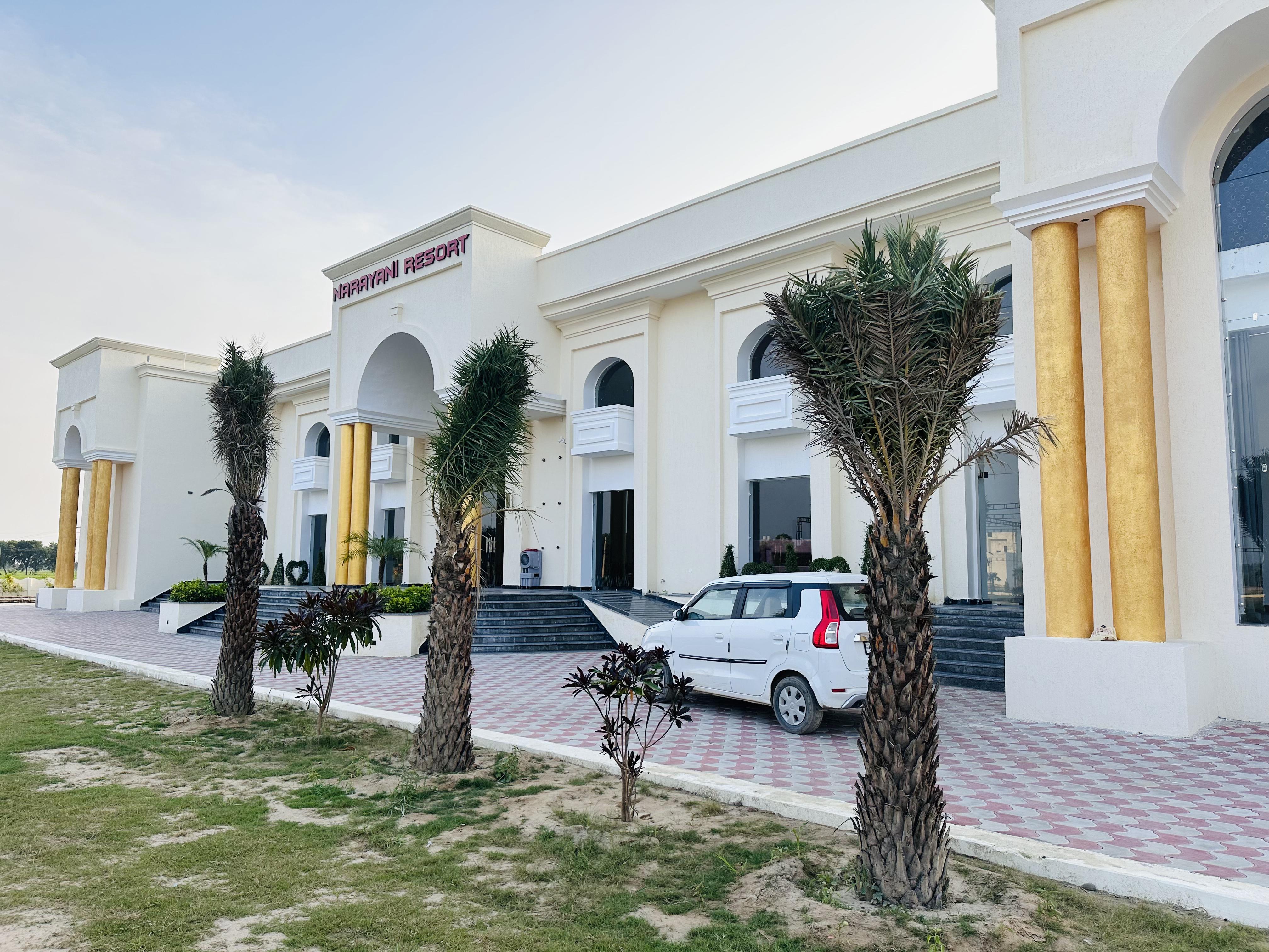 The Narayani Resort & Hotel