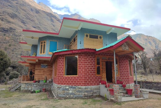 Villas Resort - By Tirthan Riverside