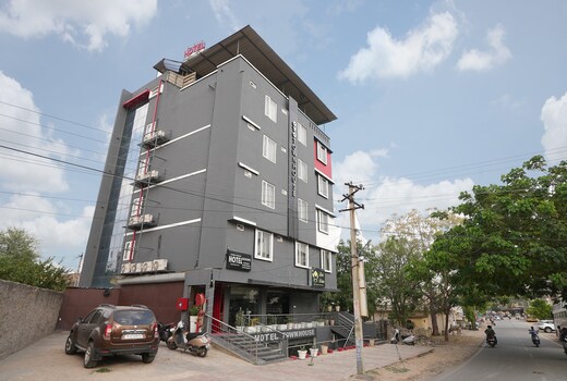 Hotel Townhouse at Udaipur City Railway Station