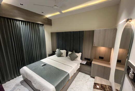 Hotel Pulse Town