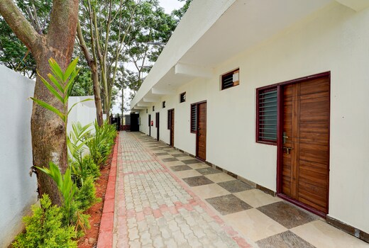 SPOT ON Mango Leaf Restaurant