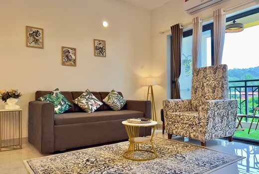 Savoy 1BHK Apartment by Incred Stays