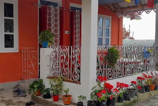 Rongo Yalakhom Homestay By StayApart