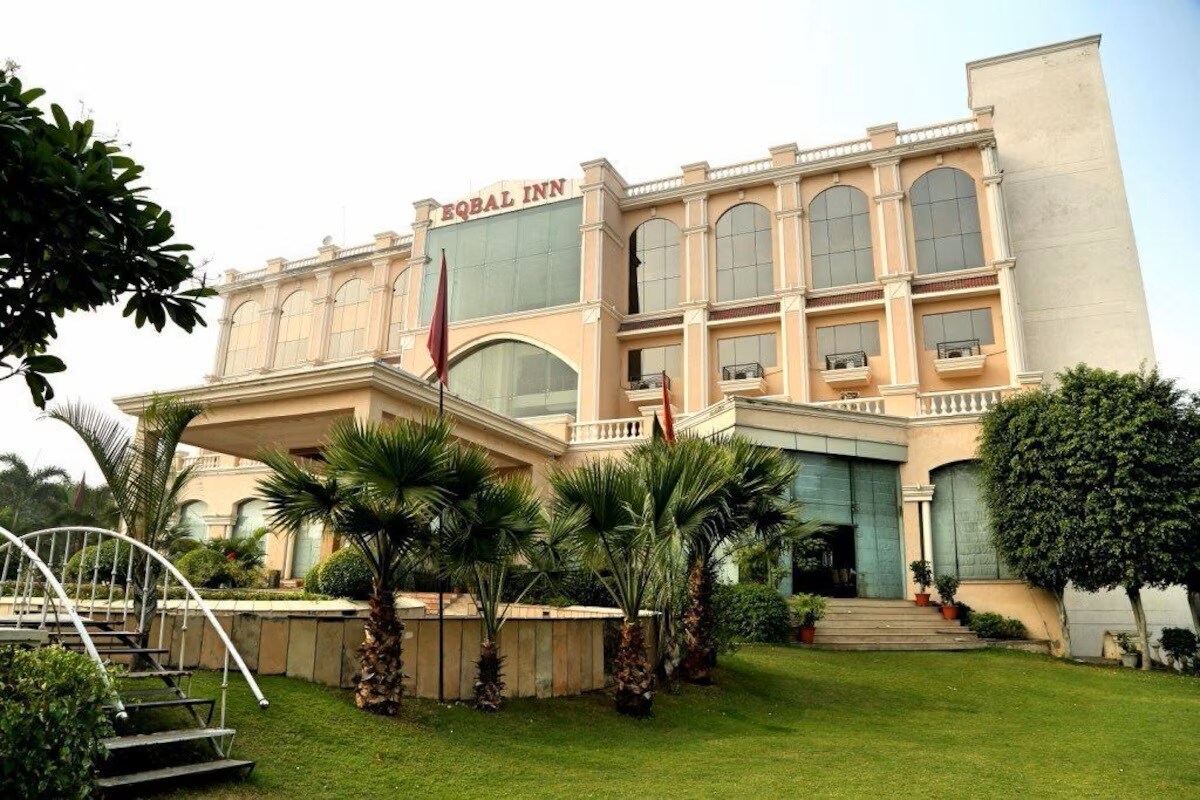 Eqbal Inn