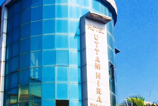 HOTEL NEW UTTAM HIRA PALACE
