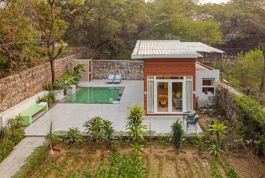 Private Cabin with Pool Lawn Sheesham Lane
