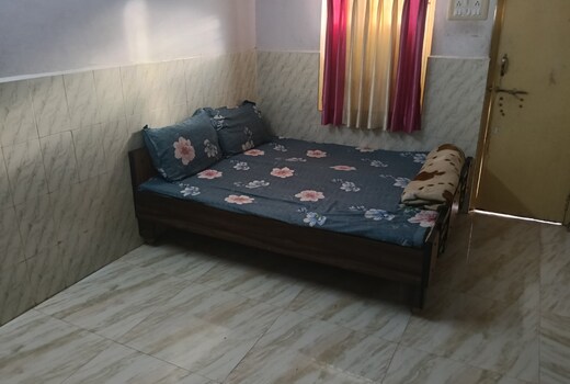 Radhe Radhe Home stay