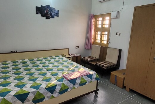 Private Bedroom attached bathroom