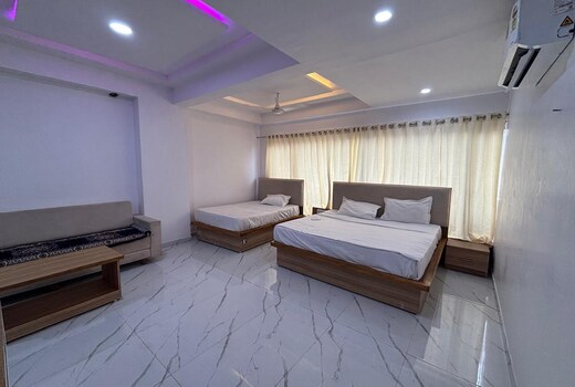 HOTEL SANWARIYA