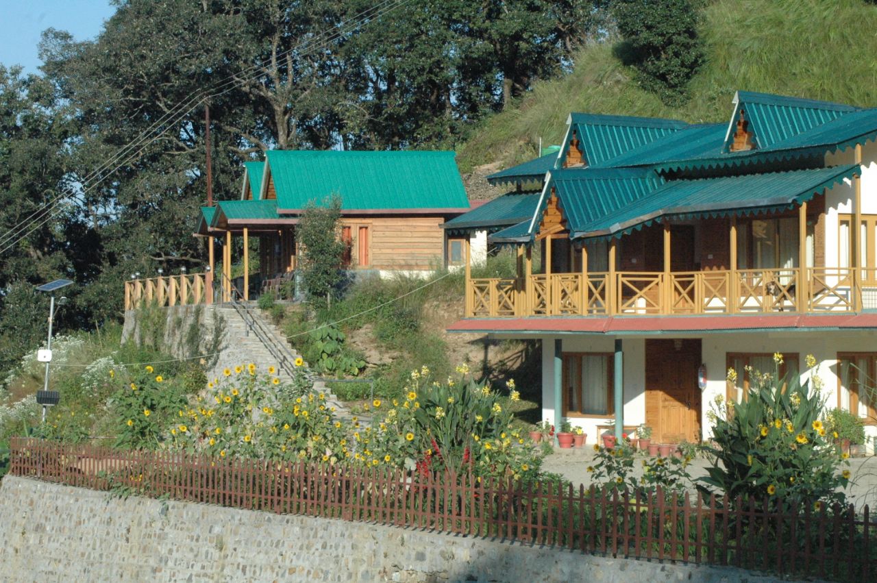 Pangot Retreat