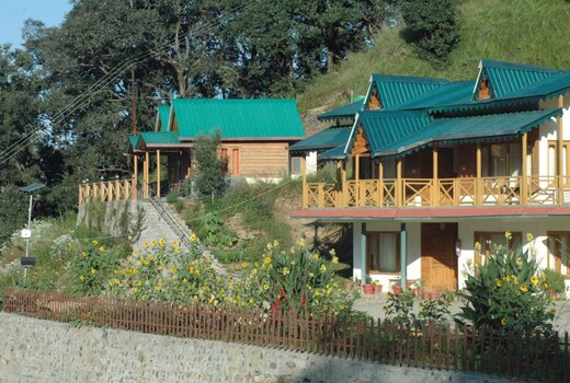Pangot Retreat