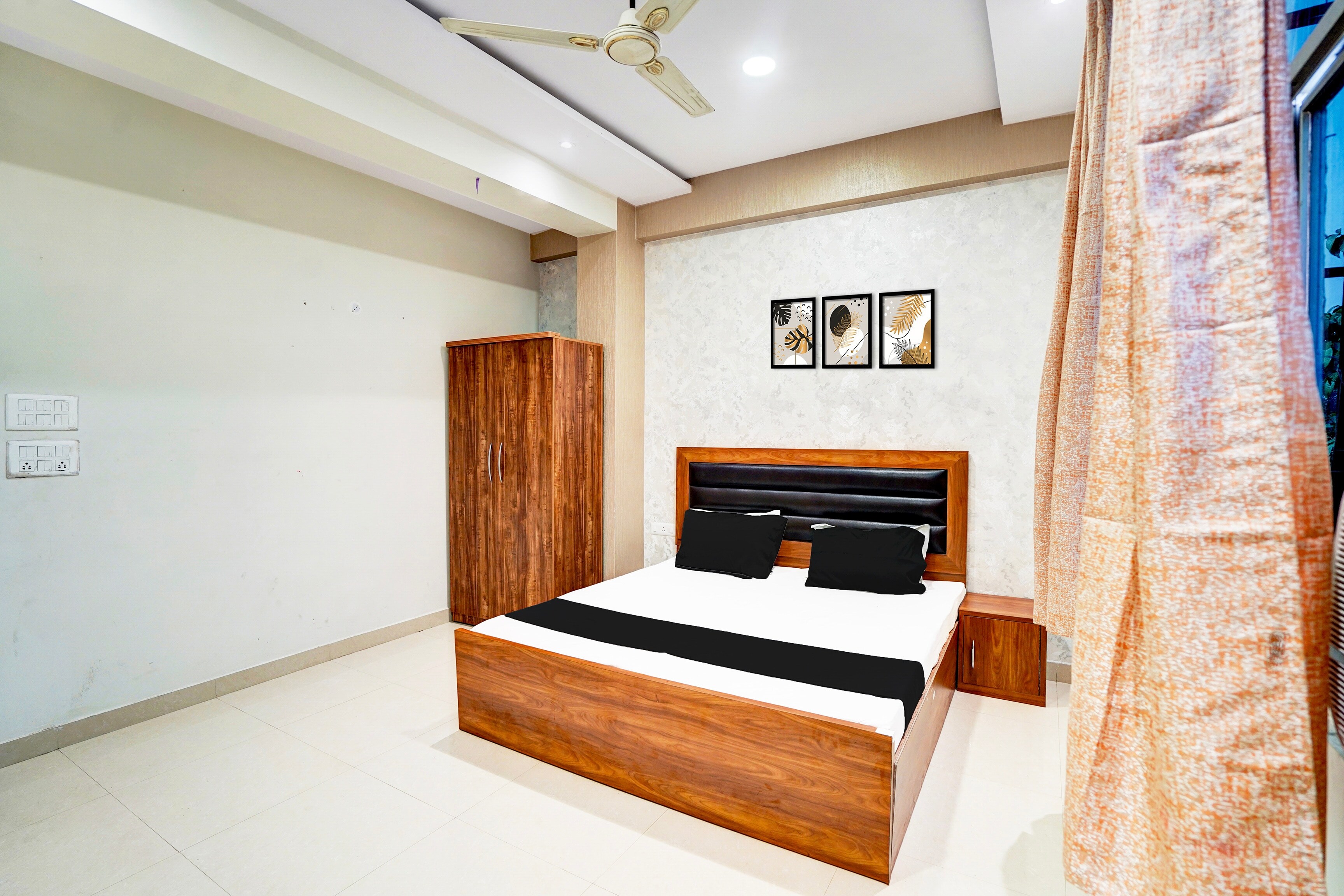 Hotel O VARDAN GALAXY