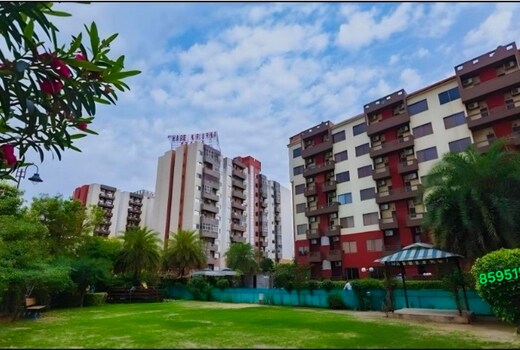 HKO Serene 1BHK 1km from Prem Mandir- Centrally Located