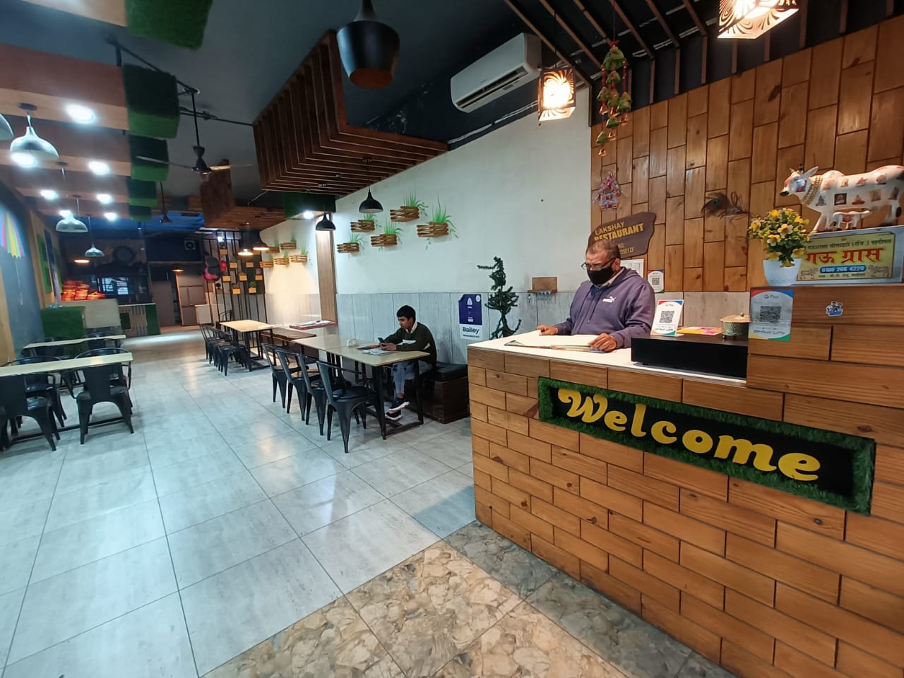 Lakshay Hotel