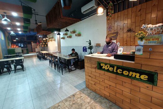 Lakshay Hotel