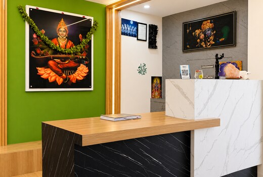 Hotel Varshini Spark Inn