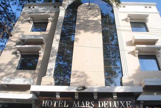 DELUXE HOTEL - CHENNAI AIRPORT