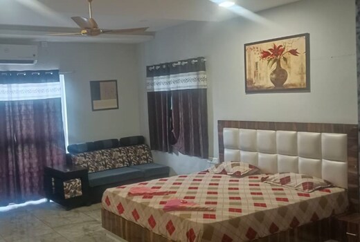 DeepNanda Resort