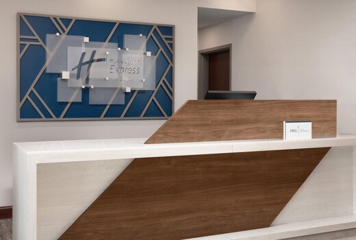 Holiday Inn Express & Suites TRUTH OR CONSEQUENCES
