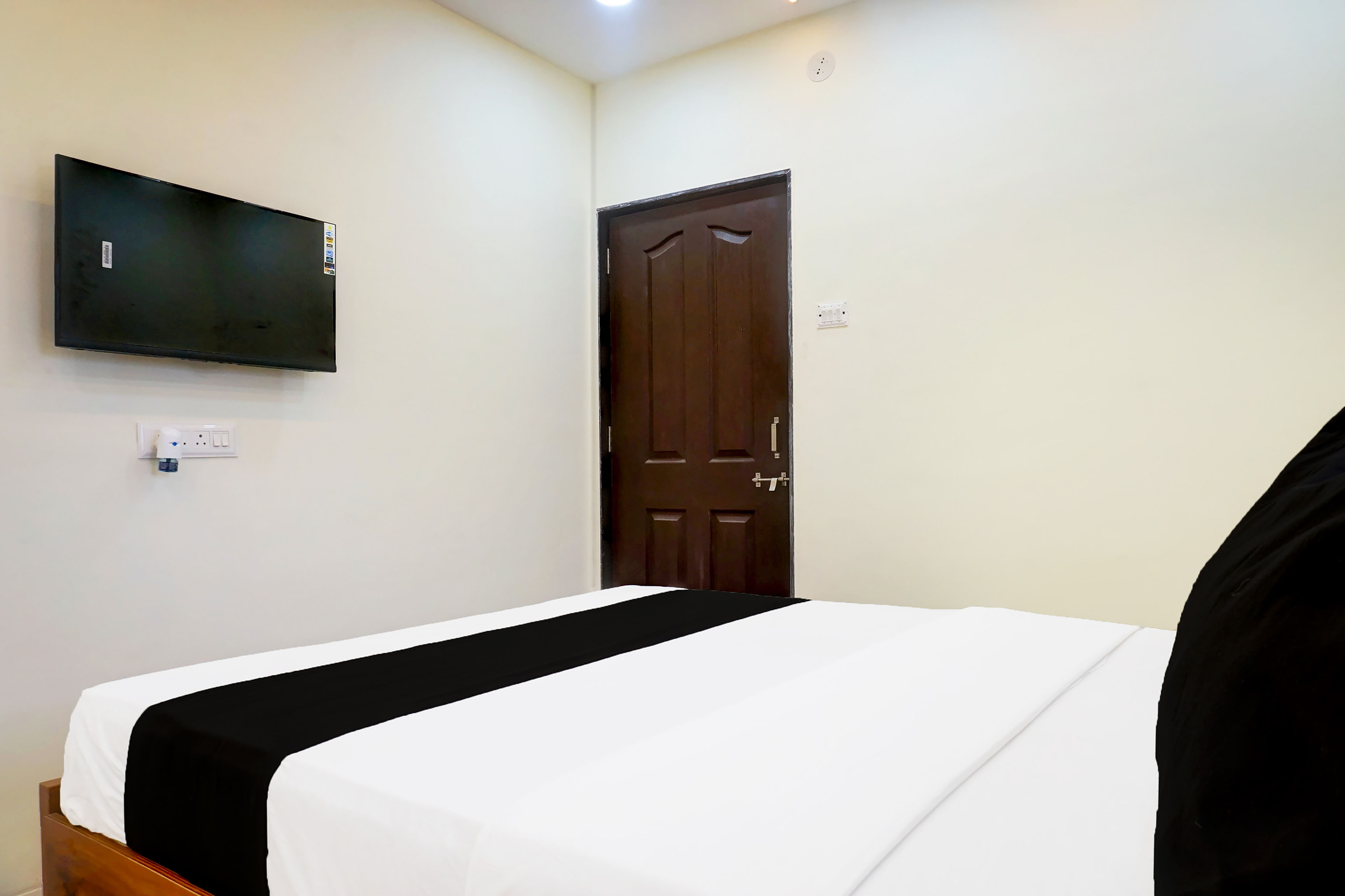 Hotel O Jaihind Building