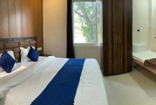 Hotel Wisteria