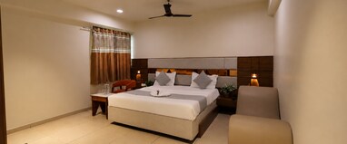 HOTEL THE AVANTA - HANSPURA
