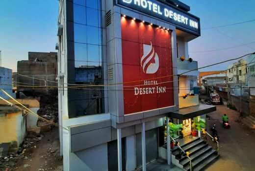 HOTEL DESERT INN
