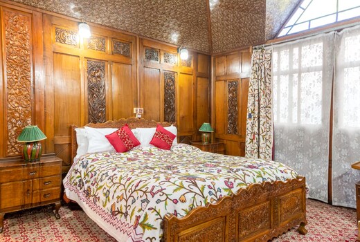 Houseboat S.Shabash