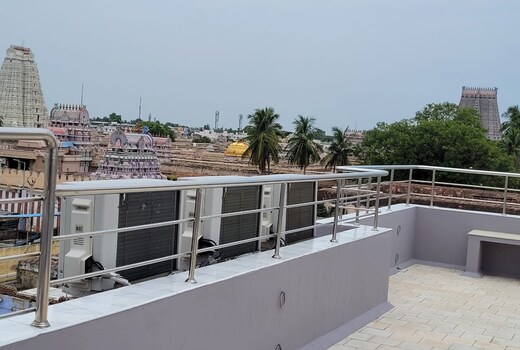 Godagraja Nilayam Srirangam