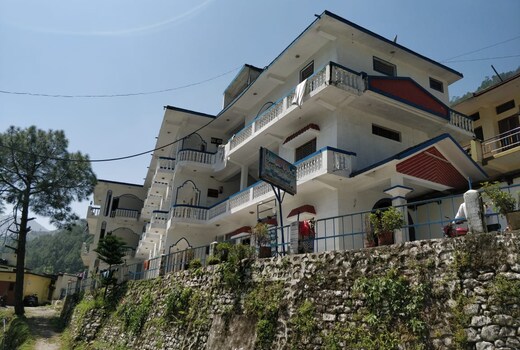 Hotel Neelkanth