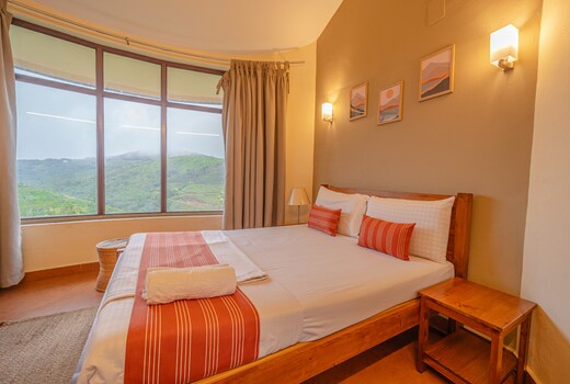 Aruvi Mountain Villa Vagamon by Voye Homes