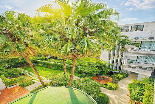 Townhouse PK Garden