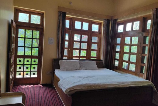 Hotel O POP Shanti Kunj Orchard Cottge