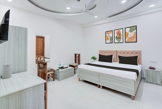 Townhouse Sector 135 Noida